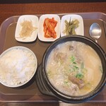 韓国料理ジャンチ村 - 