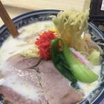 らーめんあすか - 麺リフト！