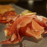 SIO syuji hijikuro - イベリコチョリソー、スペイン生ハム