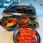 焼肉ホルモンズ - カルビ定食