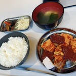 焼肉ホルモンズ - ホルモン定食