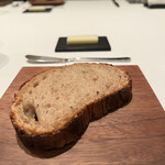 カンテサンス - パンも美味しいんでやんす