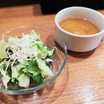 肉バル HATTORI - スープとサラダ