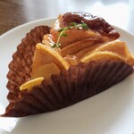 ドゥームーラン - 林檎の焼き込みタルト…４５４円(税込み)