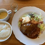 洋食よだれ道 - Aランチ(エビフライ、ハンバーグ、コロッケ、スープ、ライス)