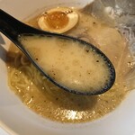 グッディ - 大判チャーシュー豚骨ラーメン