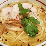 塩元帥 - 天然塩ラーメン