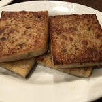 麗郷 渋谷店 - 大根餅も本格的
                                デカい