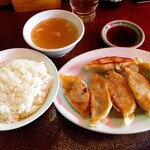 Ganso Harupin - ニラ餃子（焼き）セット