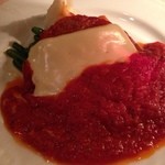 アントニオ - 仔牛のチーズカツレツトマトソース