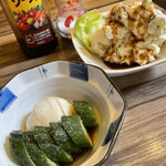 Motsuyaki Nonki - ポテトサラダ、おしんこ