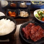 肉の頂～晃～ - ハラミランチ1280円