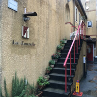 ラ・トゥーエル - 