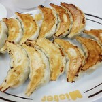 ミスターギョウザ - ・「Aセット 焼ギョウザ2人前(¥690)」のアップ。
