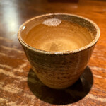 俺の割烹 銀座本店 - なみなみ純米吟醸 苗場山 750円。