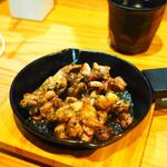 卓 - 赤鶏の塩焼きその１