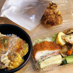きままなおかず屋さん - かつ丼（ミニ）350円税込、おかずつめあわせ390円税込、からあげ3コ200円税込