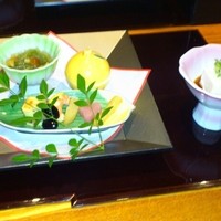 明月記 宝塚本店 - 始めの肴です。
                
