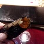 すし 良月 - イクラの手巻き