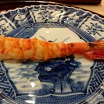 すし 良月 - ボタンエビの炭火焼き