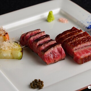 "Kuroge Wagyu Steak" has a moist texture unique to Wagyu beef.