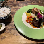 食工房　旬彩 - ランチ　鹿肉ステーキ　ガーリックソース