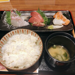 つきじ芳野吉弥 - 