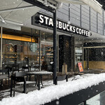 STARBUCKS COFFEE - ◎朝の積雪は7センチ。寒い。