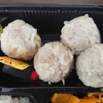 てぃふぁなぁ - お弁当にはホカホカ焼売が4個