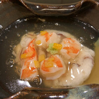 帰燕 - 才巻海老、蕪蒸し 優しい味わい。いいスタート。暗がたっぷり。海老のプリプリ触感がいい。