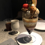 PATISSERIE ASAKO IWAYANAGI - パルフェ タタゴン、「コスタリカ　ラ コンチャ マイクロミル ロテ フアン 【中煎り】」のコーヒー  5,280円（税込）