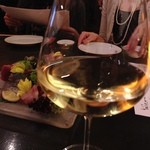 ●ワインは２時間で１０００円と言う安さである！！ワンダホー！！