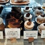 ショコラトリー・パティスリー ソリリテ - 洗練された凝ったショコラケーキをはじめ、旬のフルーツを使ったこだわりケーキも（2021年冬その3）