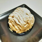 ショコラトリー・パティスリー ソリリテ - 熊本県産のほっくり自然な甘味の和栗に、クルミのリキュールをプラス♪和栗のモンブラン'3は648円