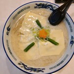 らーめん 菊次郎 - チーズラーメン(880円)です。