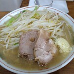 ラーメン二郎 - 芸術的納まり！