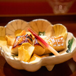 礼讃 - 鰆の西京焼き クワイのチップ