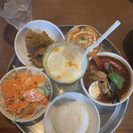 ポカラ ダイニング - 