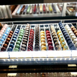 ふらんす菓子　コミネヤ - チョコレートのショーケース