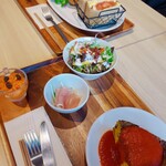 サーティーナインカフェ - キッシュランチ(かぼちゃ·サーモン·舞茸)、THANKサンドランチ