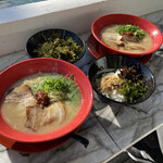 小豆島ラーメンHISHIO - 料理写真:小豆島の第一食事な絵図