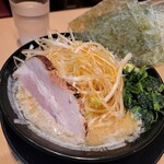 横浜家系ラーメン 一門家 - 