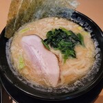 横浜家系ラーメン 一門家 - 