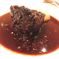 QUAND L'APPETIT VA TOUT VA ! - 牛ほほ肉のワイン煮込み