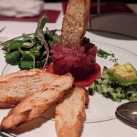 ウルフギャング・ステーキハウス 福岡店 - これ、安くて美味しんですよಥ‿ಥマグロです