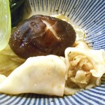 はちまる - 水ギョーザ（取り分けました）