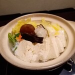 むかしばなし - 湯豆腐 770円