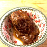 松澤ワイン食堂 プチ - サービスでいただいた牛タン煮込み