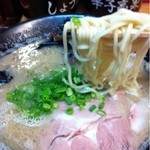 ラーメン（麺持ち上げ）