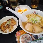 喜多方ラーメン 坂内 - ミニ炙り焼豚ご飯と半ラーメンセット （クーポン利用）670円(税込)
